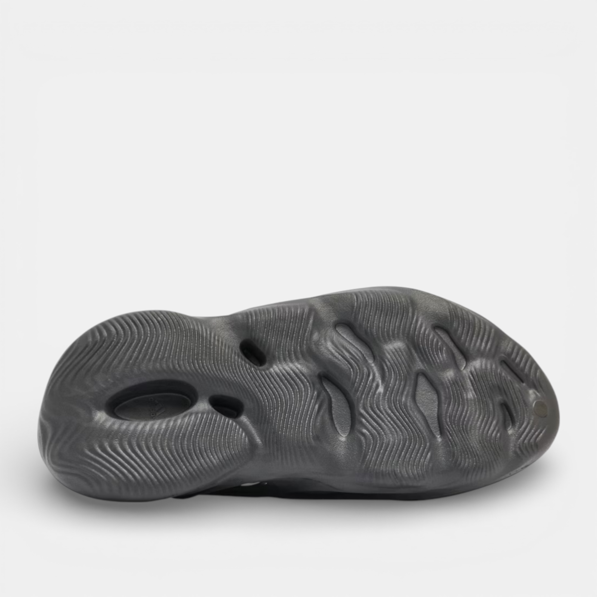 Adidas Yeezy Foam RNR Onyx – Image 3